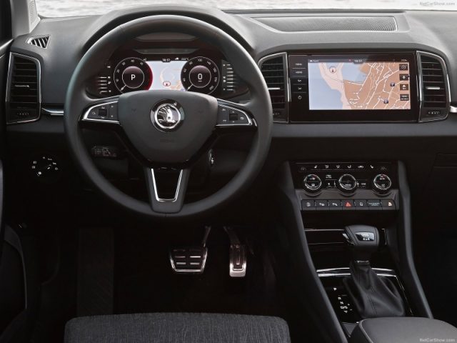 Skoda Karoq 2.0 TDI SCR 4x4 DSG Selection, in vendita a Pieve Di Cento (BO)