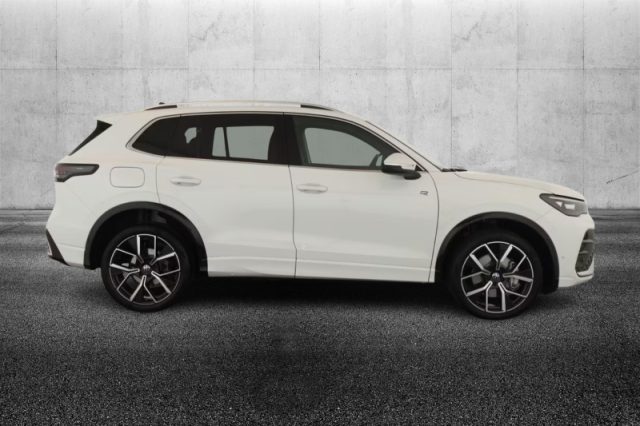 Volkswagen Tiguan 2.0 TDI 193 CV DSG 4MOTION R-Line - foto 3 di 4