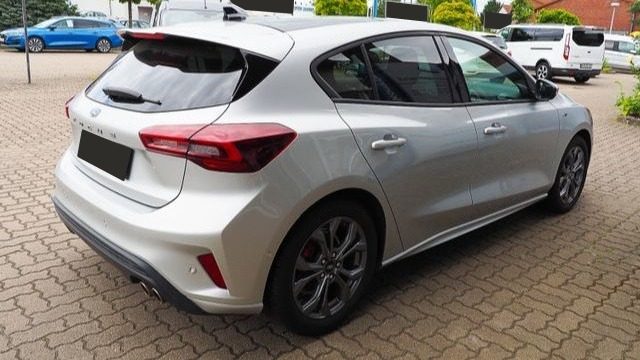 Ford Focus 1.5 EcoBlue 115 CV automatico 5p. Active X - foto 2 di 4