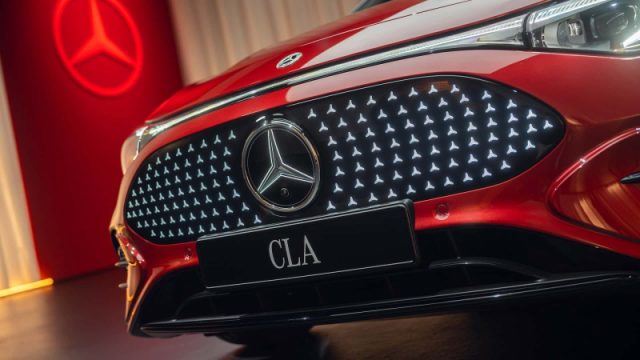 Mercedes-Benz CLA 220 Premium - foto 1 di 4