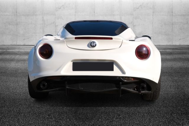 Alfa Romeo 4C 1750 TBi - foto 4 di 4