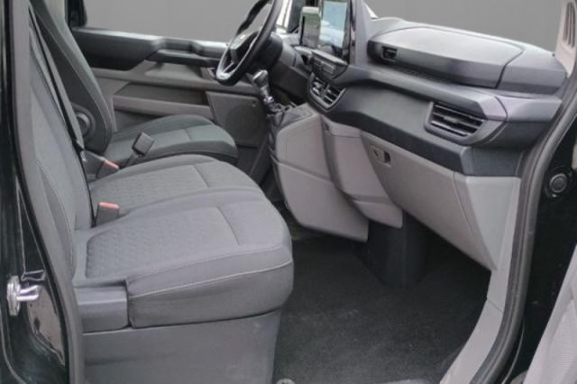 Ford Transit Custom 320 2.0 EcoBlue 136CV PC Combi Titanium semestrale a PIEVE DI CENTO