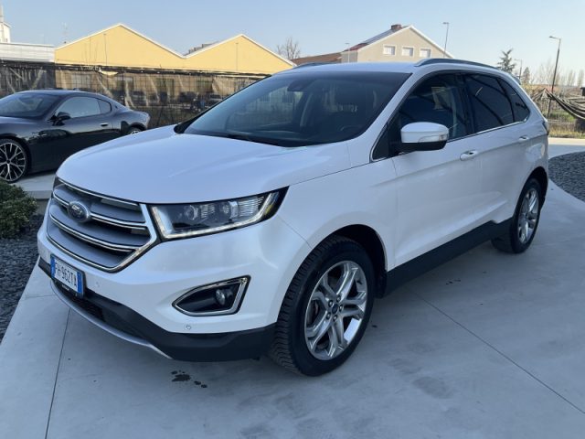 Ford Edge 2.0 TDCI 210 CV AWD Start&Stop Powershift Titaniu - foto 3 di 4