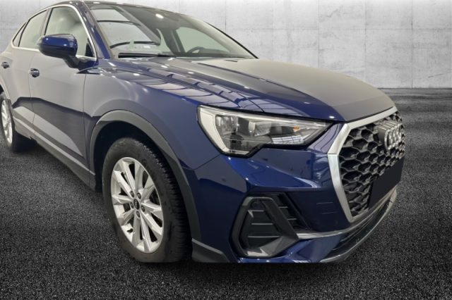 Audi Q3 SPB 35 TDI S tronic - foto 2 di 4