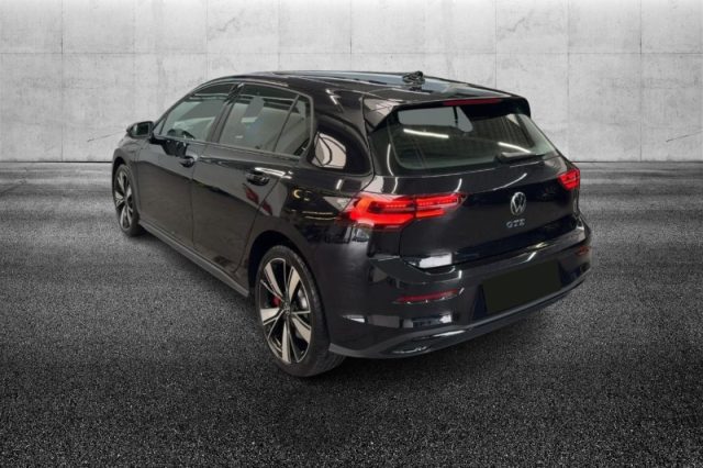 Volkswagen Golf 1.4 Plug-In Hybrid DSG GTE - foto 3 di 4