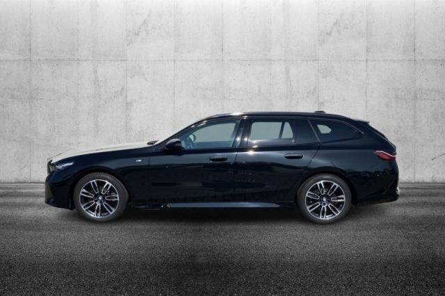 BMW 520 d 48V sDrive Touring Msport - foto 3 di 4