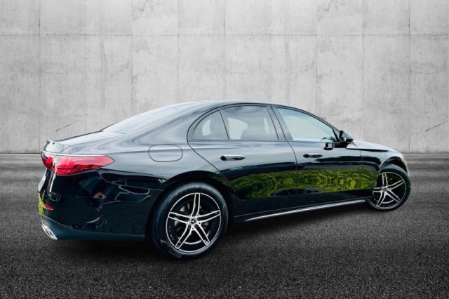 Mercedes-Benz E 220 d Mild hybrid AMG Line Advanced - foto 3 di 4