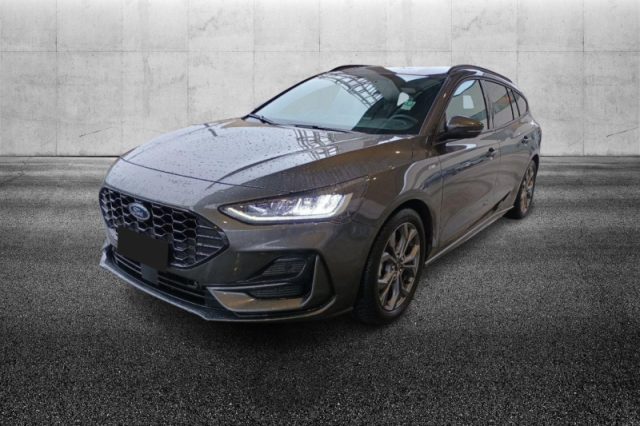 Ford Focus 1.0 EcoBoost Hybrid 155 CV Powershift SW ST-line - foto 2 di 4