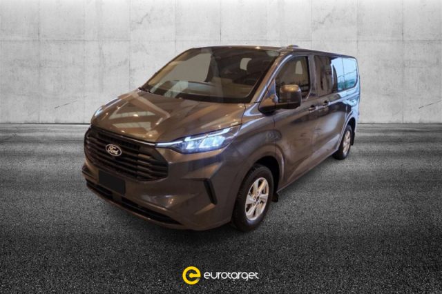 Ford Transit Custom 320 2.0 EcoBlue 136CV PC Combi Titanium semestrale a PIEVE DI CENTO