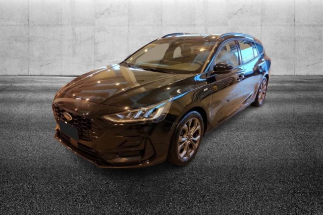 Ford Focus 1.0 EcoBoost Hybrid 125 CV SW ST-Line semestrale a PIEVE DI CENTO