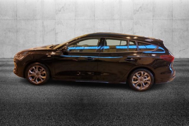 Ford Focus 1.0 EcoBoost Hybrid 125 CV SW ST-Line - foto 4 di 4
