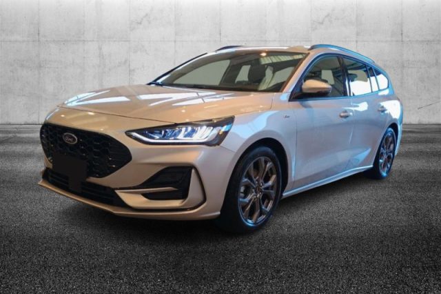 Ford Focus 1.0 EcoBoost Hybrid 125 CV SW ST-Line semestrale a PIEVE DI CENTO