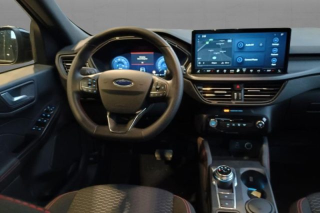 Ford Kuga 2.5 Full Hybrid 180 CV CVT 2WD ST-Line - foto 3 di 4
