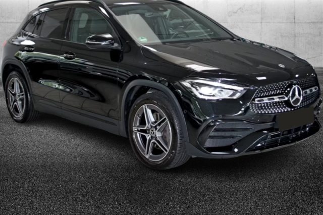 Mercedes-Benz GLA 220 d Automatic 4Matic Premium usato a PIEVE DI CENTO