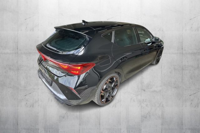 CUPRA Leon 2.0 TSI 300 CV DSG VZ - foto 2 di 4