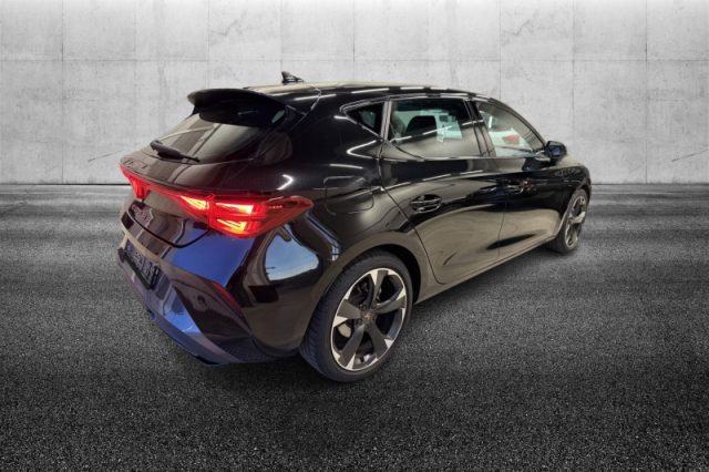 CUPRA Leon 1.5 Hybrid 150 CV DSG - foto 2 di 4