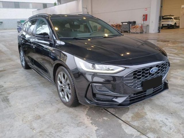Ford Focus 1.0 EcoBoost Hybrid 155 CV Powershift SW ST-line - foto 4 di 4