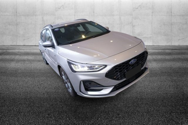 Ford Focus 1.5 EcoBlue 115 CV automatico SW ST-Line - foto 2 di 4