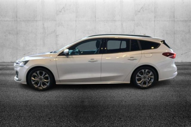 Ford Focus 1.5 EcoBlue 115 CV automatico SW ST-Line - foto 4 di 4