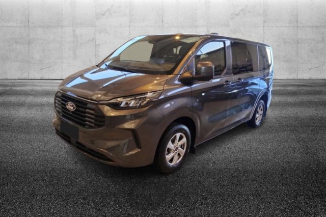 Ford Transit Custom 320 2.0 EcoBlue 136CV PC Combi Titanium semestrale a PIEVE DI CENTO