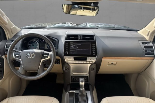 Toyota Land Cruiser 2.8 D4-D A/T 5 porte Executive - foto 4 di 4