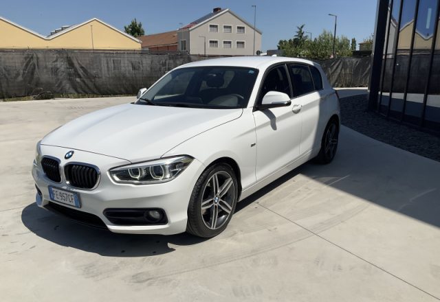 BMW 116 d 5p. Sport - foto 3 di 4
