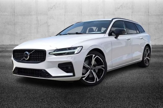 Volvo V60 B4 (d) automatico Plus Dark usato a PIEVE DI CENTO