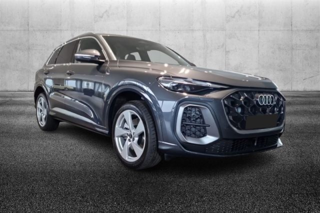 Audi Q5 TDI 150 kW mHEV+ S tronic quattro S line edition semestrale a PIEVE DI CENTO