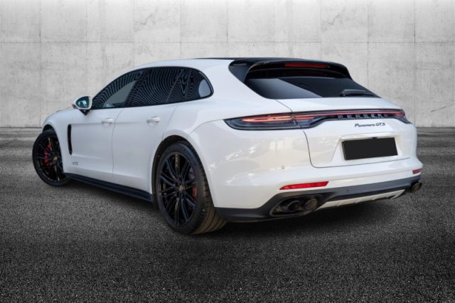 Porsche Panamera 4.0 GTS Sport Turismo - foto 3 di 4