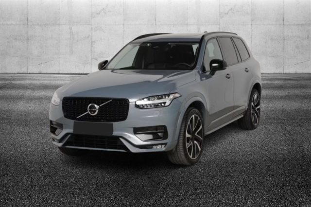 Volvo XC90 B5 (d) AWD automatico 7 posti Ultimate Dark - foto 2 di 4