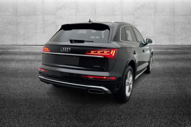 Audi Q5 40 TDI 204 CV quattro S tronic S line - foto 3 di 4