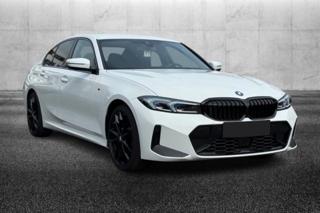 BMW 330 i xDrive Msport - foto 3 di 4
