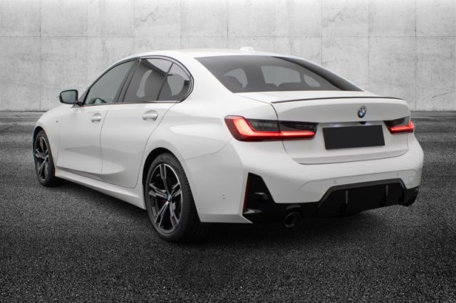 BMW 320 i Msport Pro - foto 4 di 4