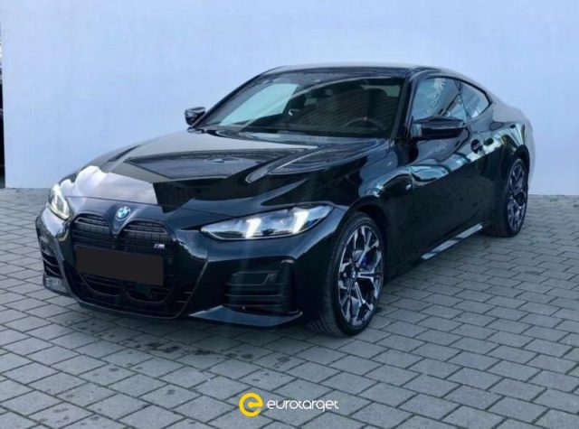 BMW M440 i xDrive 48V semestrale a PIEVE DI CENTO
