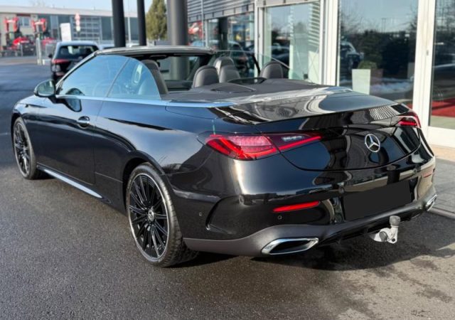 Mercedes-Benz CLE 300 4Matic Cabrio AMG Line Premium - foto 4 di 4