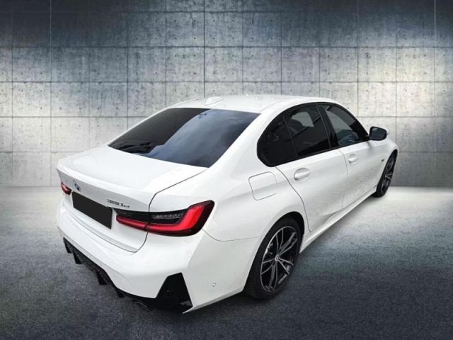 BMW 320 e Msport - foto 2 di 4