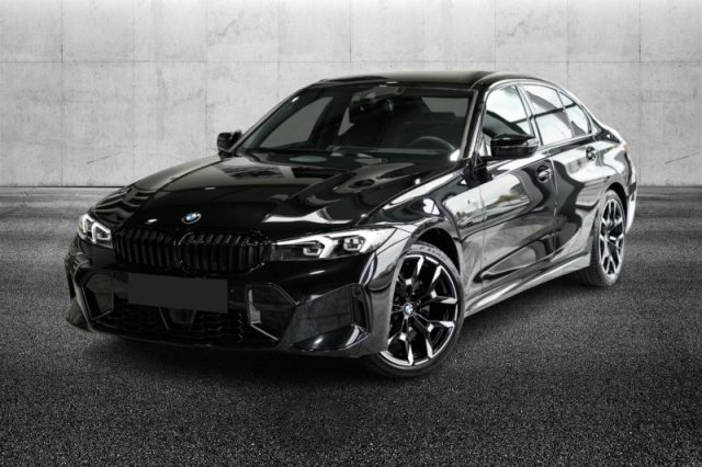 BMW 320 i xDrive Msport - foto 2 di 4