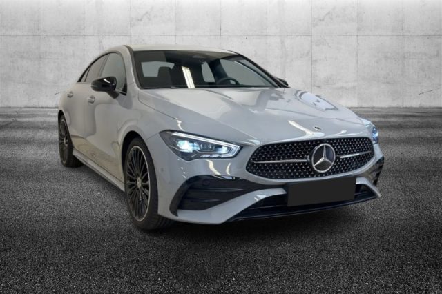 Mercedes-Benz CLA 200 d Automatic AMG Line Premium - foto 4 di 4