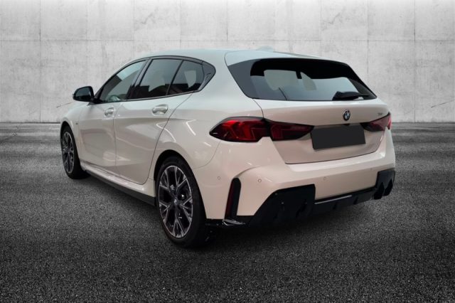 BMW 123 xDrive 48V MSport - foto 3 di 4