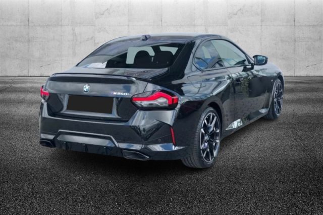 BMW 240 M 240i xDrive - foto 4 di 4