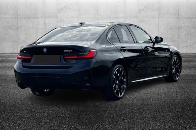 BMW 330 i xDrive Msport Pro - foto 3 di 4