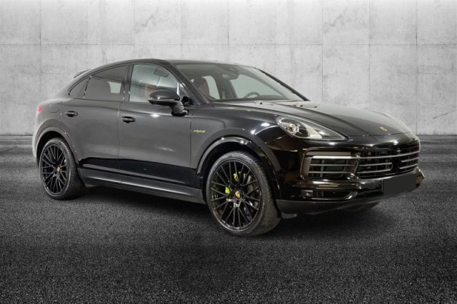 Porsche Cayenne Coupé 3.0 V6 E-Hybrid Platinum Edition - foto 3 di 4