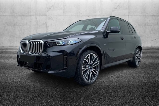 BMW X5 xDrive30d 48V Msport Pro semestrale a PIEVE DI CENTO