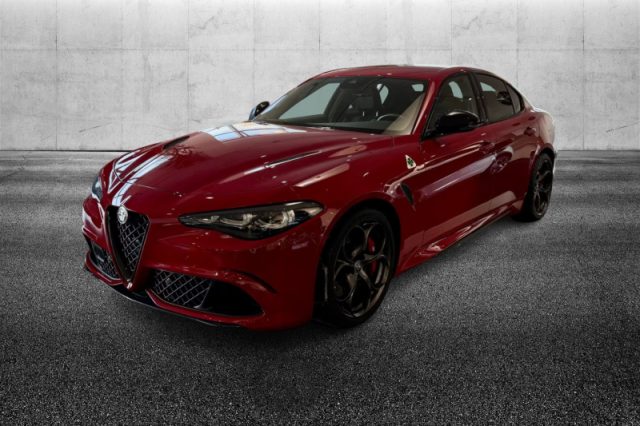 Alfa Romeo Giulia 2.9 V6 Bi-Turbo AT8 Quadrifoglio - foto 4 di 4