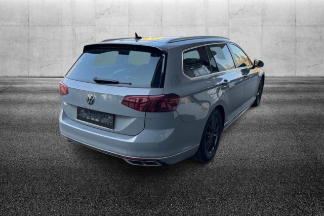 Volkswagen Passat Variant 2.0 TDI SCR 200 CV DSG Executive - foto 4 di 4