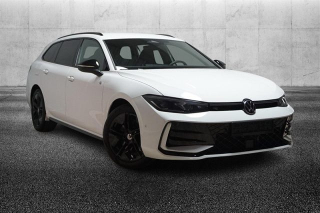 Volkswagen Passat 2.0 TDI 193 CV SCR DSG 4Motion R-Line - foto 4 di 4