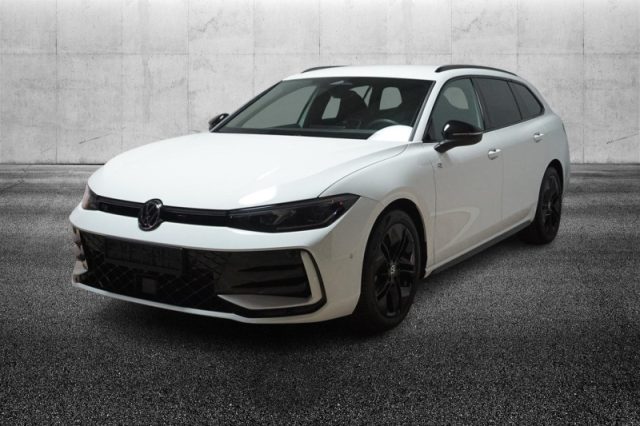 Volkswagen Passat 2.0 TDI 193 CV SCR DSG 4Motion R-Line semestrale a PIEVE DI CENTO