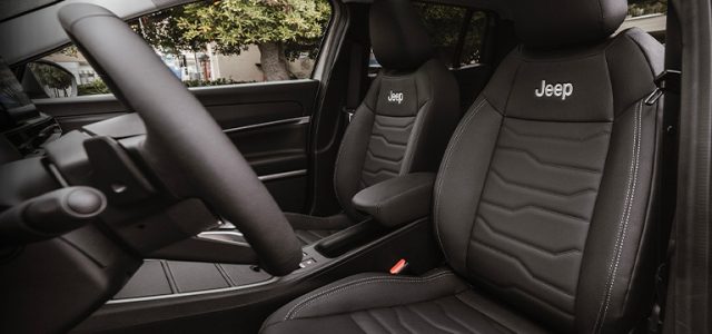 Jeep Avenger BEV Longitude nuovo a PIEVE DI CENTO