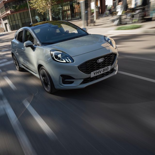 Ford Puma 1.0 EcoBoost Hybrid 125 CV S&amp;S Titanium  nuovo a PIEVE DI CENTO