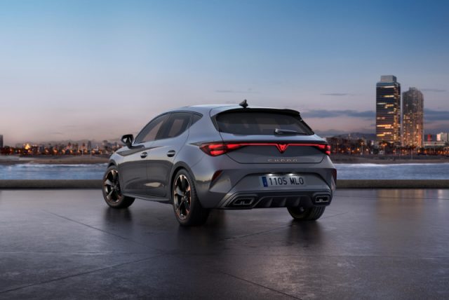CUPRA Leon Sportstourer 2.0 TDI 150 CV DSG Tribe Edition nuovo a PIEVE DI CENTO